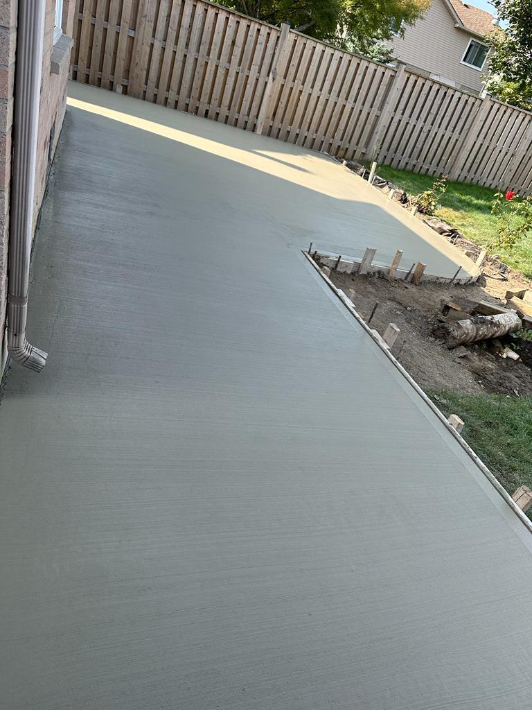 Broom finish concrete