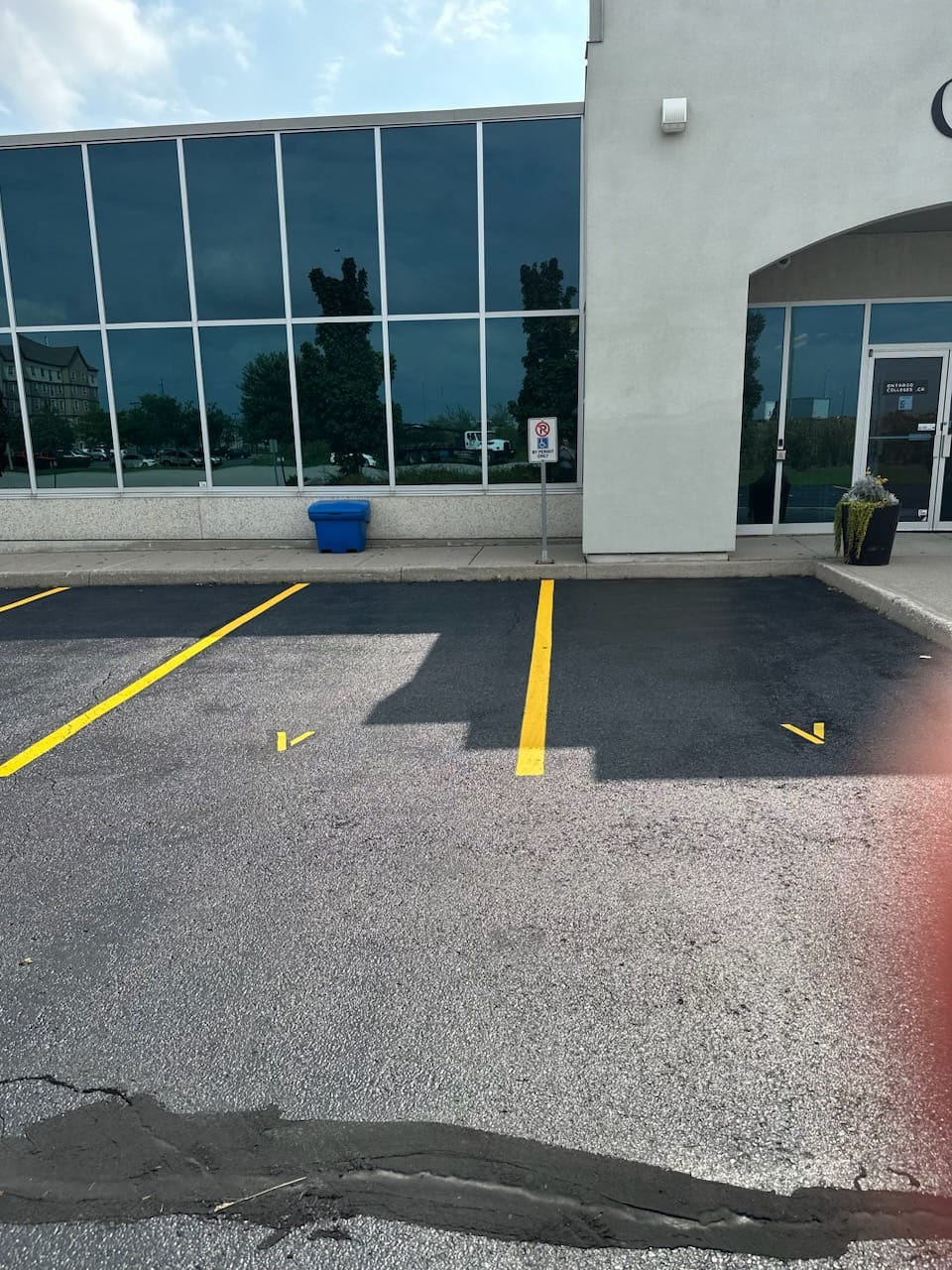 Parking lot line painting Hamilton Ontario